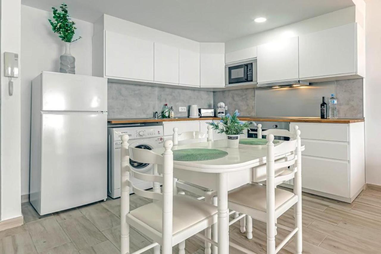 פוארטו דה סנטיאגו Neptuno Oceanview Suite With Pool And Beach Private Access מראה חיצוני תמונה